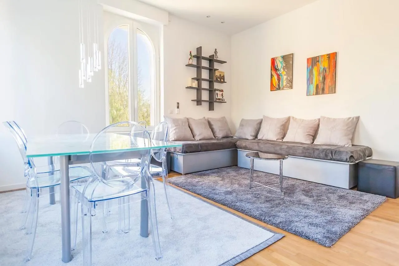 Close Croisette-Modern-A/C-Congress-Beaches Cannes